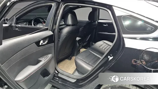 Kia The New K3 2nd generation 2022 Черный из Кореи, фото 4