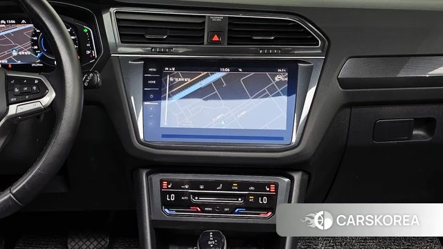 Volkswagen Tiguan second Generation 2023 Белый из Кореи, фото 4