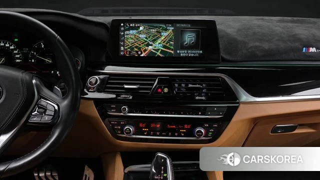 BMW 5 Series (G30) 2018 Черный из Кореи, фото 4