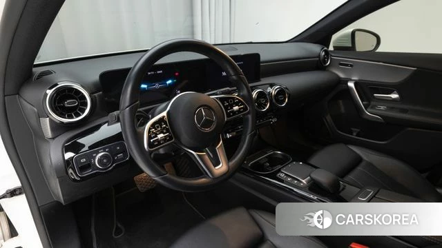 Mercedes-Benz A-Class W177 2021 Белый из Кореи, фото 4