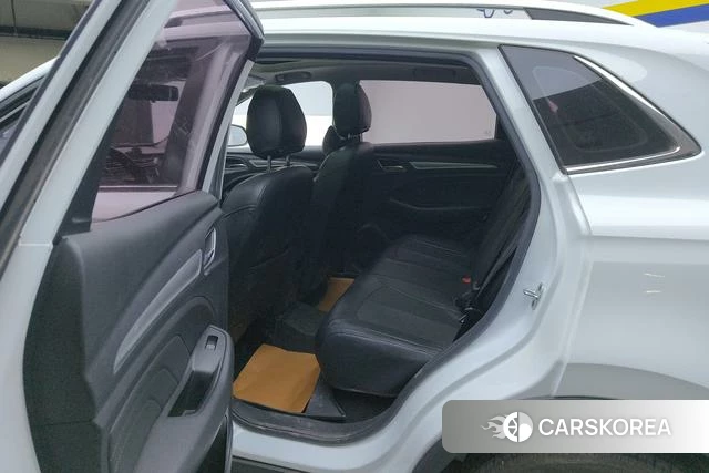 Roewe RX3 2019 Белый из Китая, фото 4