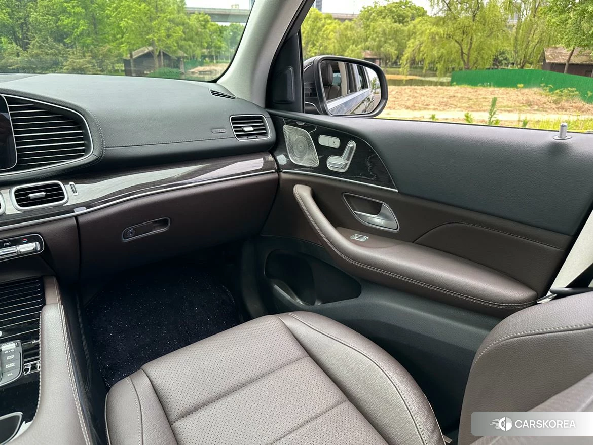Mercedes-Benz GLE (import) 2021 Черный из Китая, фото 4