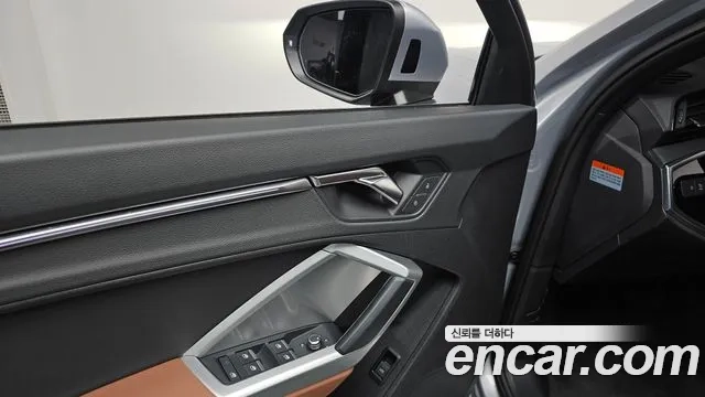 Audi Q3 (F3) 2020 Серебряный из Кореи, фото 4