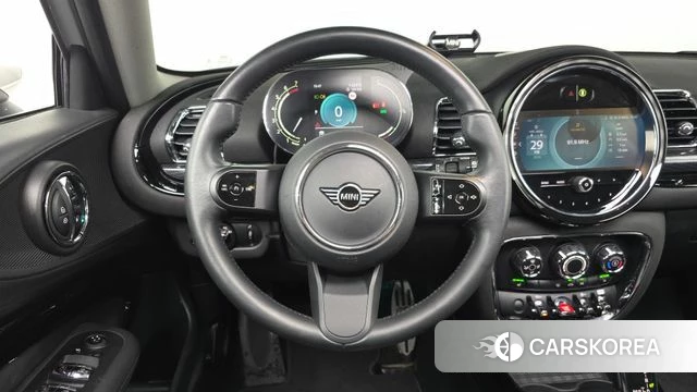 Mini Cooper Clubman 2021 Серебряный из Кореи, фото 4