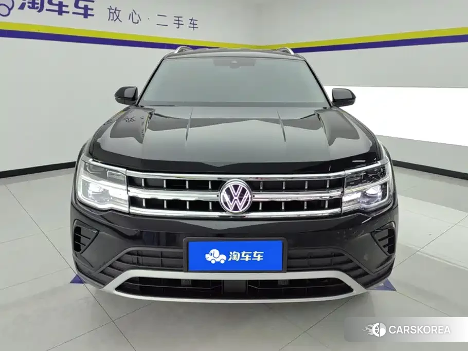 Volkswagen Touareg 2024 Черный из Китая, фото 4