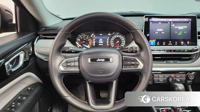 Jeep Compass 2nd Generation 2022 Черный из Кореи, фото 4