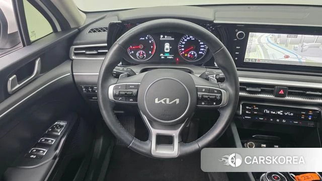 Kia K5 3rd generation 2022 Белый из Кореи, фото 4