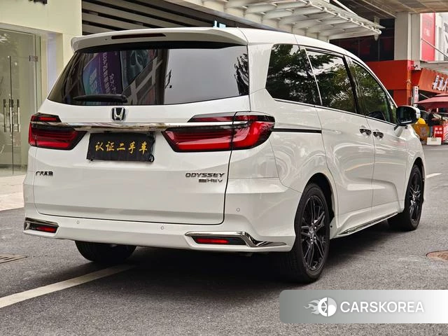 Honda Odyssey 2023 Белый из Китая, фото 4
