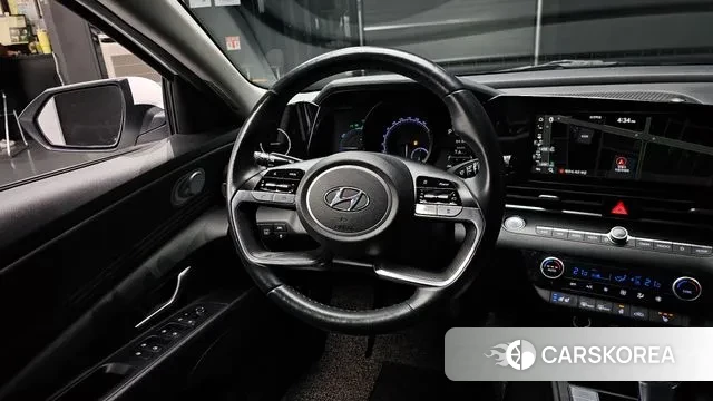 Hyundai Avante Hybrid (CN7) 2021 Белый из Кореи, фото 4