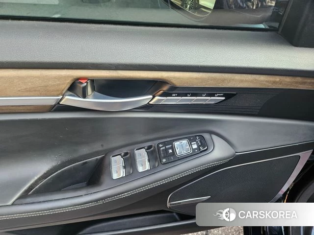 Genesis G90 2019 Черный из Кореи, фото 4