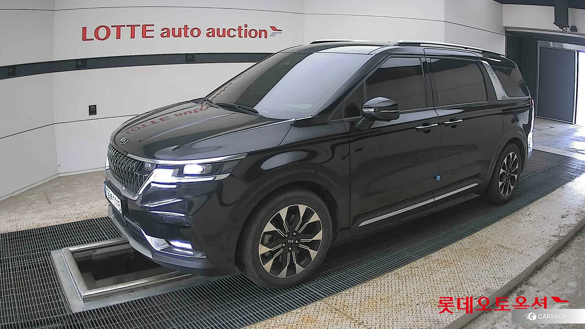Kia Carnival 2021 Черный из Кореи, фото 4