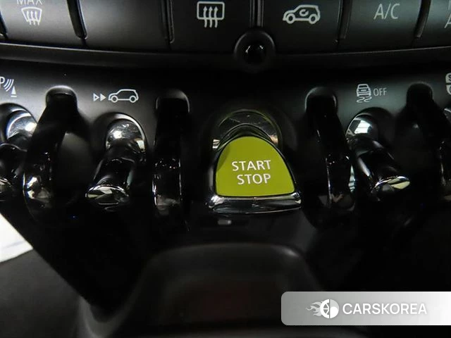 Mini Cooper Electric 2023 Белый из Кореи, фото 4