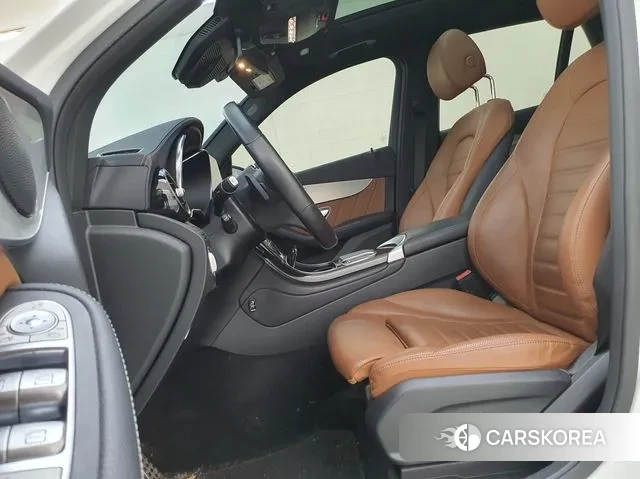 Mercedes-Benz GLC-Class X253 2022 Белый из Кореи, фото 4