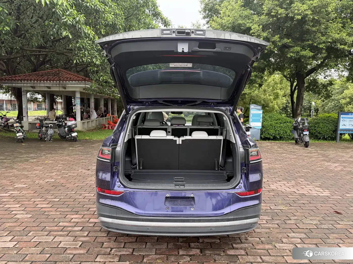 Volkswagen ID.6 X 2022 Синий из Китая, фото 4
