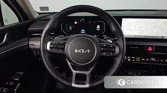 Kia The New K5 Hybrid 3rd generation 2023 Белый из Кореи, фото 4
