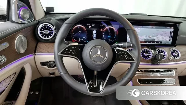 Mercedes-Benz E-Class W213 2023 Белый из Кореи, фото 4