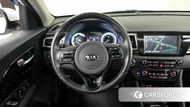 Kia Niro 2018 Белый из Кореи, фото 4