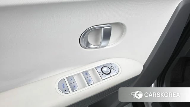 Hyundai Ionic 5 2024 Серебристо-серый из Кореи, фото 4