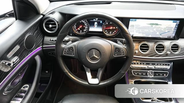 Mercedes-Benz E-Class W213 2018 Белый из Кореи, фото 4