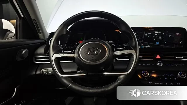 Hyundai Avante (CN7) 2022 Белый из Кореи, фото 4