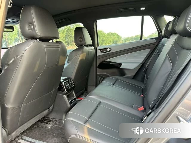 Volkswagen ID.4 X 2024 Серебристо-серый из Китая, фото 4