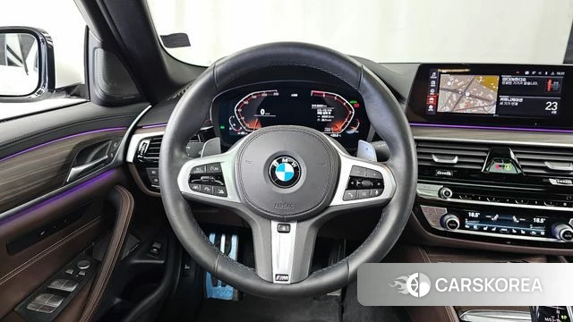 BMW 5 Series (G30) 2020 Белый из Кореи, фото 4