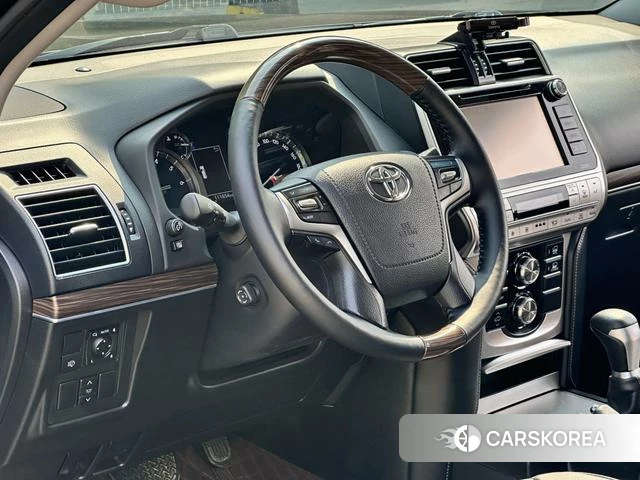 Toyota Prado 2018 Черный из Китая, фото 4