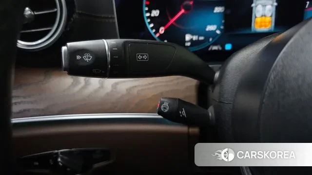 Mercedes-Benz E-Class W213 2021 Белый из Кореи, фото 4