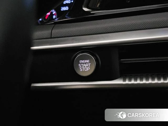 Kia K5 3rd generation 2023 Белый из Кореи, фото 4