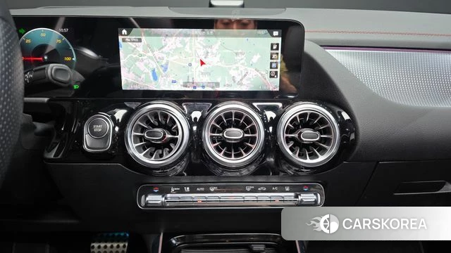 Mercedes-Benz EQA H243 2022 Белый из Кореи, фото 4