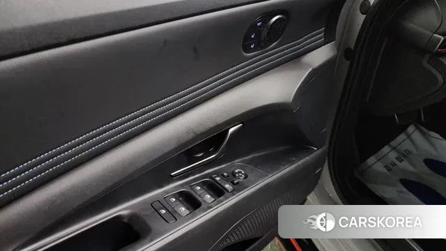 Hyundai Avante (CN7) 2022 Серебристо-серый из Кореи, фото 4