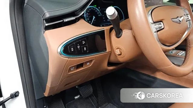 Genesis GV70 2023 Белый из Кореи, фото 4