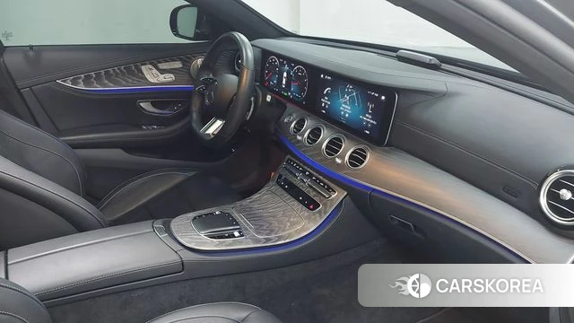 Mercedes-Benz E-Class W213 2022 Серый из Кореи, фото 4