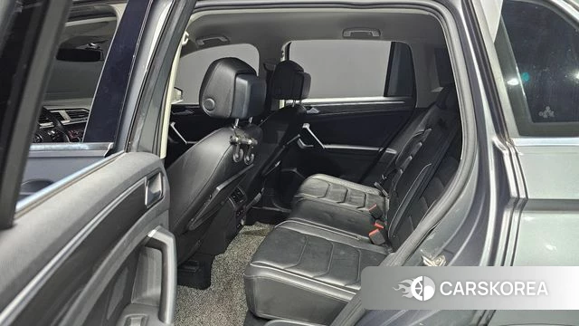 Volkswagen Tiguan second Generation 2020 Серый из Кореи, фото 4