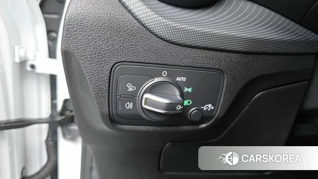 Audi Q2 2023 Белый из Кореи, фото 4