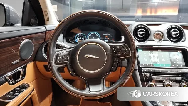Jaguar All New XJ 2019 Серый из Кореи, фото 4