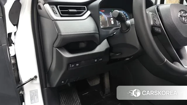 Toyota RAV4 5th Generation 2025 Белый из Кореи, фото 4