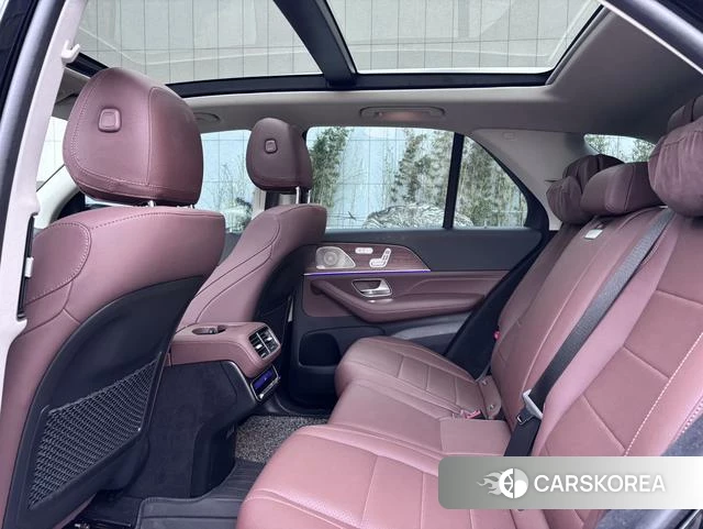 Mercedes-Benz GLE (import) 2024 Черный из Китая, фото 4