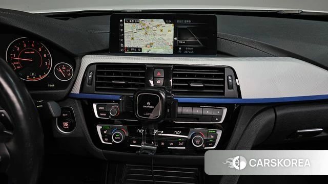 BMW 3 Series (F30) 2018 Белый из Кореи, фото 4