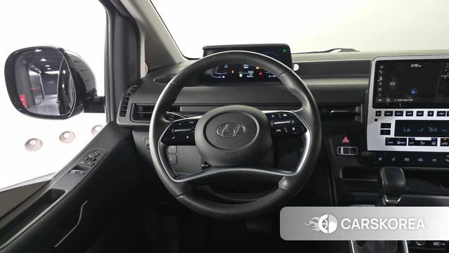 Hyundai Staria 2022 Черный из Кореи, фото 4