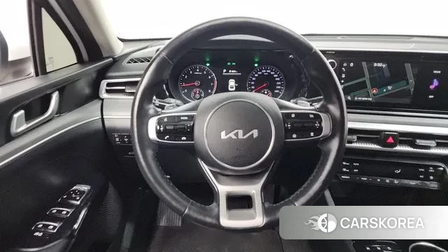 Kia K5 3rd generation 2022 Белый из Кореи, фото 4