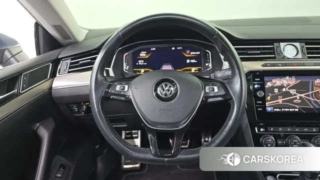 Volkswagen Arteon 2020 Серебристо-серый из Кореи, фото 4