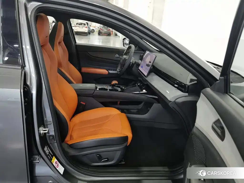 Chang'an UNI-V 2025 Silver/gray из Китая, фото 4