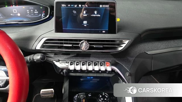 Peugeot 5008 second generation 2019 Белый из Кореи, фото 4