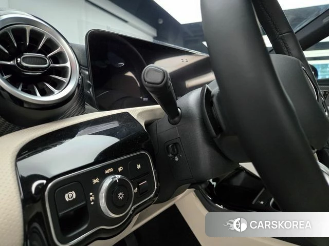 Mercedes-Benz A-Class W177 2025 Белый из Кореи, фото 4