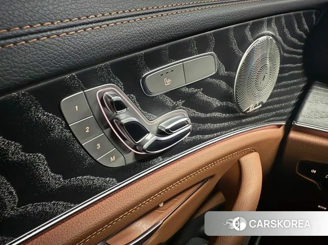 Mercedes-Benz E-Class W213 2021 Серый из Кореи, фото 4