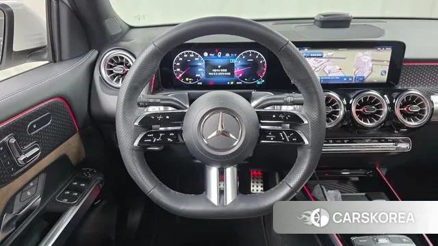 Mercedes-Benz GLB-Class X247 2025 Белый из Кореи, фото 4