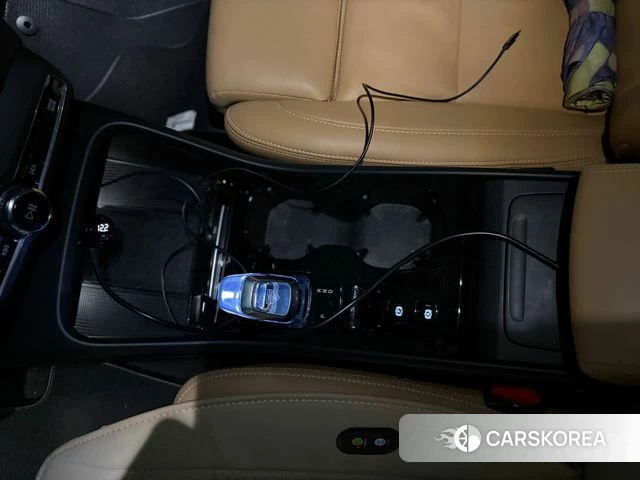 Volvo XC40 2020 Белый из Кореи, фото 4