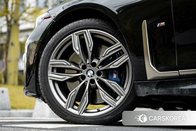 BMW 7 series 2021 Черный из Китая, фото 4