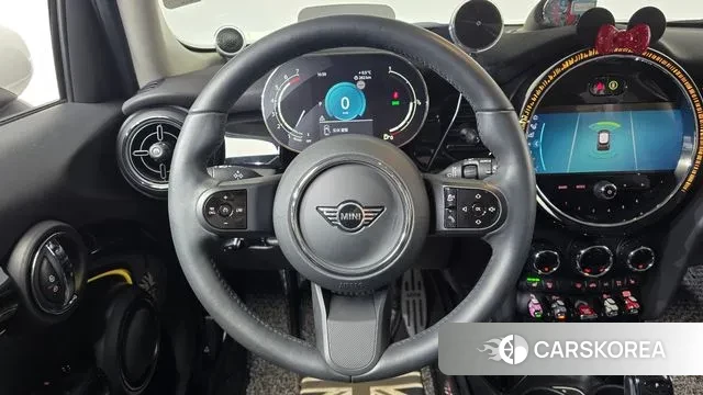Mini Cooper 2024 Серебристо-серый из Кореи, фото 4